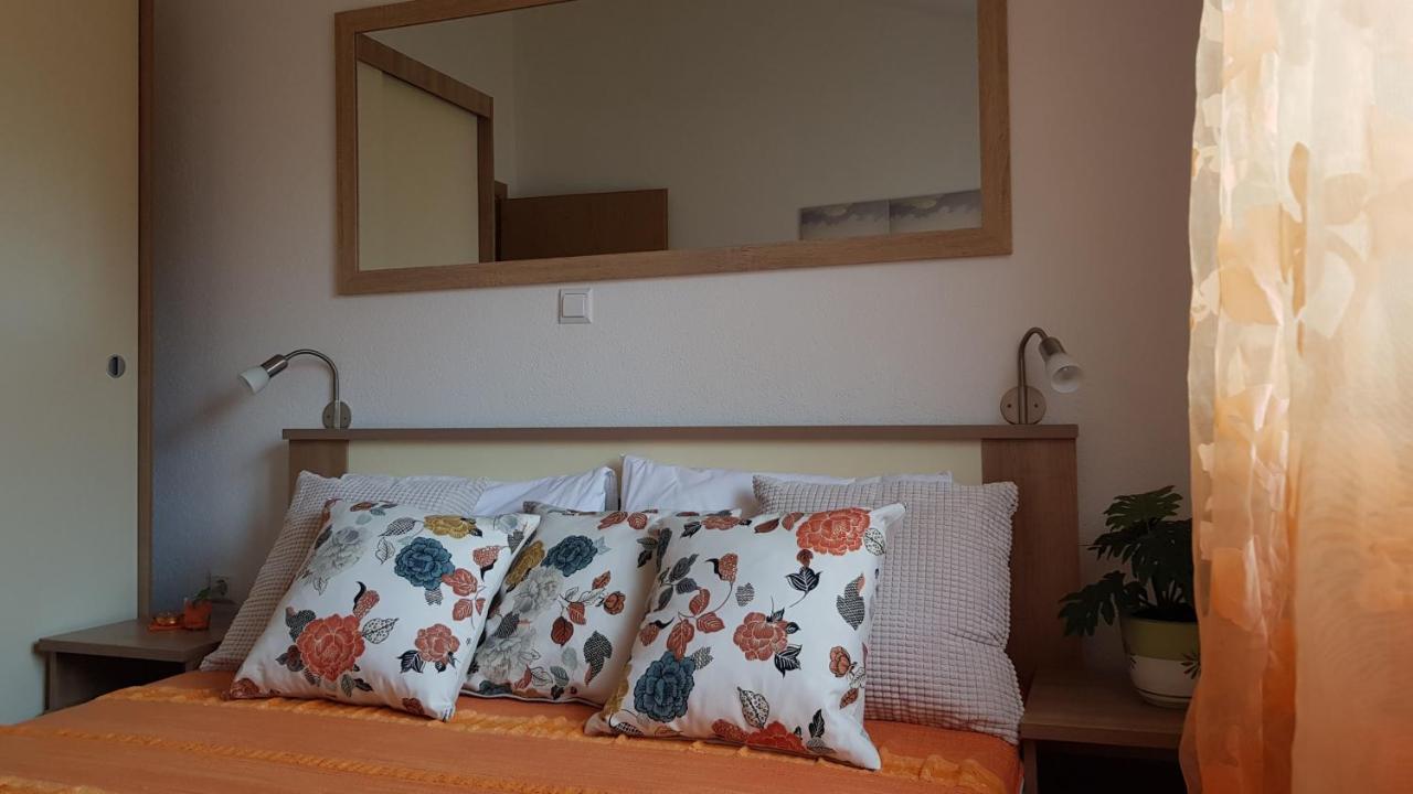 Apartmani Villa Lilliana ตรีบูนย์ ภายนอก รูปภาพ