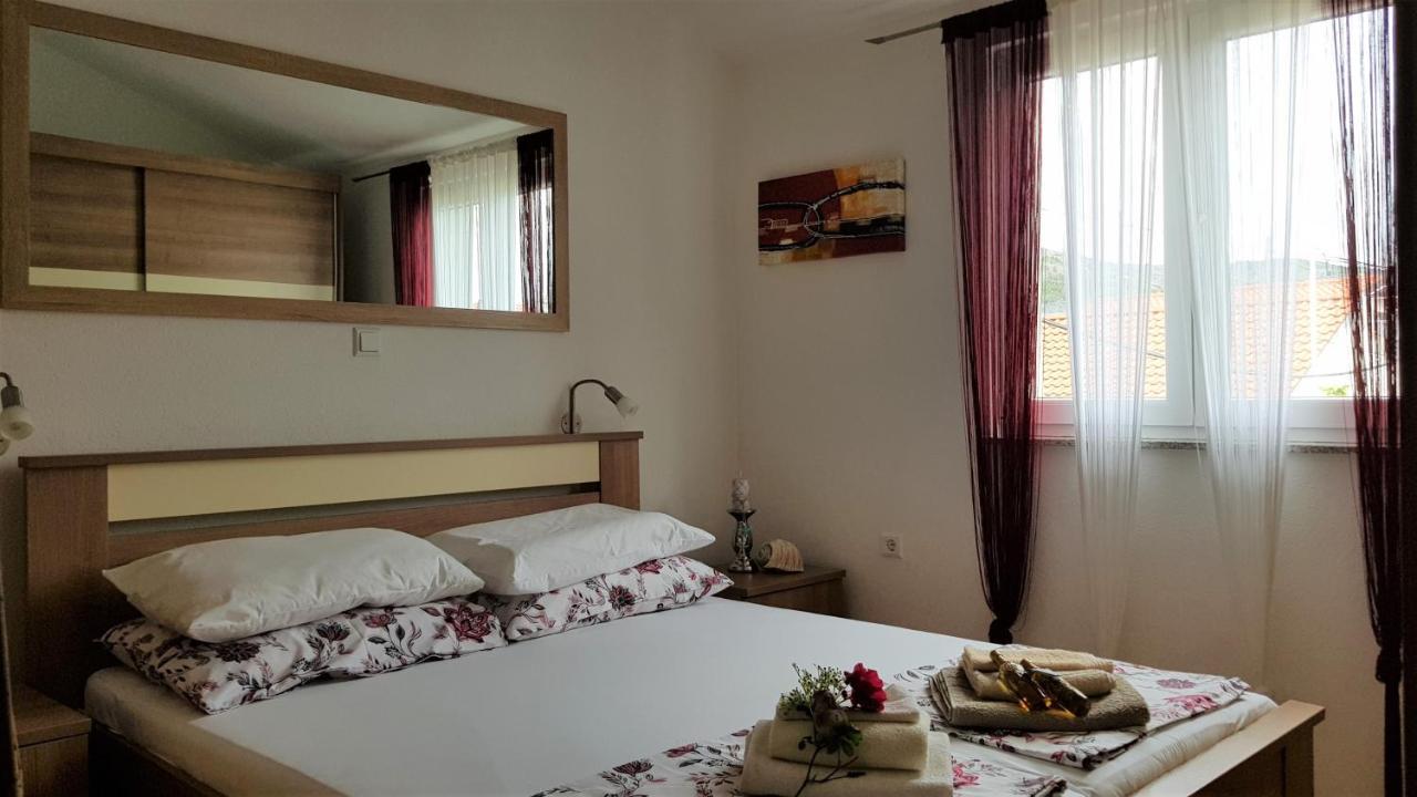 Apartmani Villa Lilliana ตรีบูนย์ ภายนอก รูปภาพ