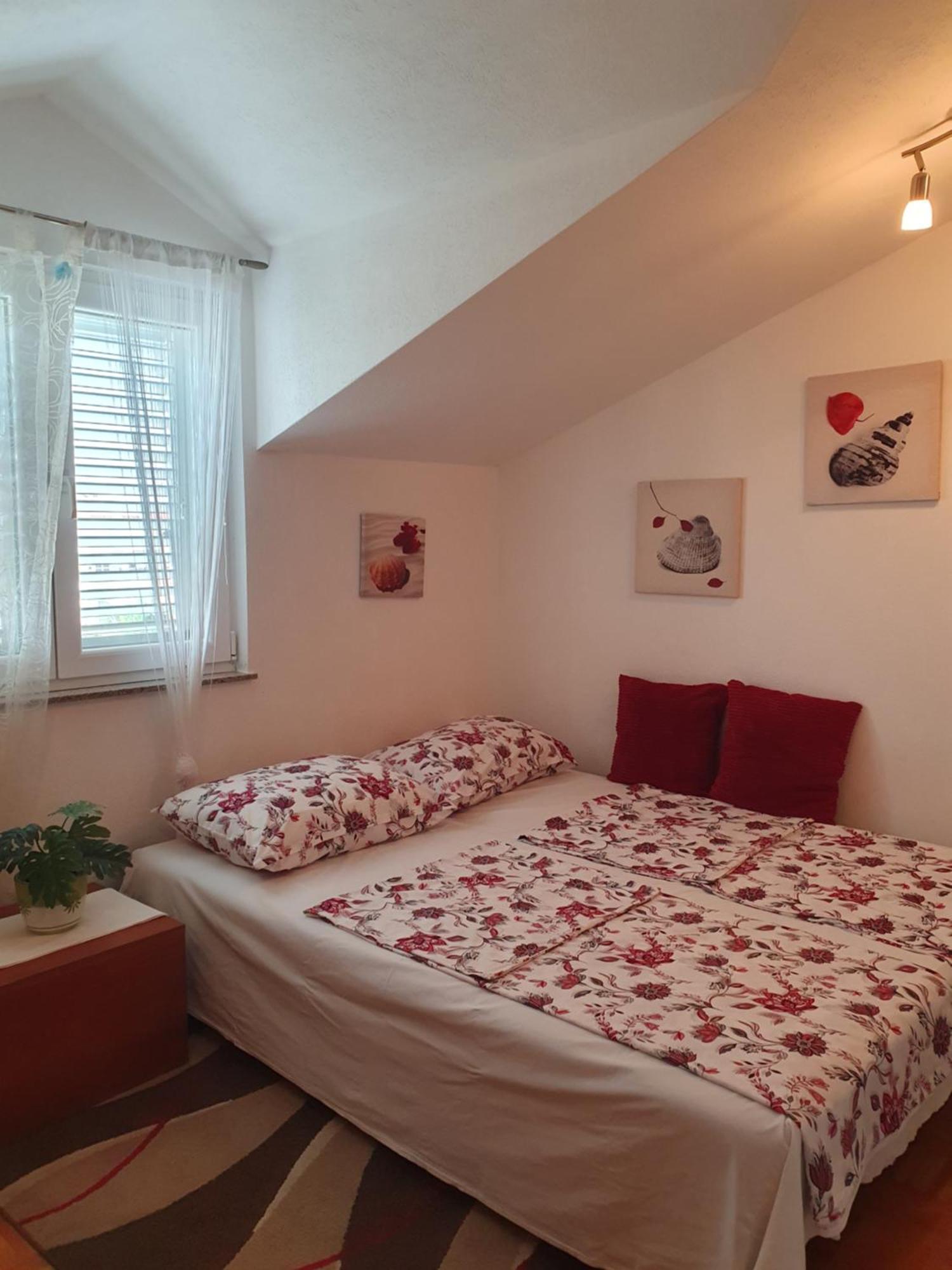 Apartmani Villa Lilliana ตรีบูนย์ ภายนอก รูปภาพ